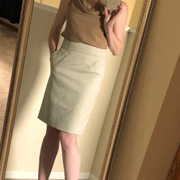 Burberry London Trench Khaki Pencil Skirt - Picture 4 of 10